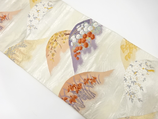 山並みに万寿菊・楓・菖蒲模様織出し袋帯